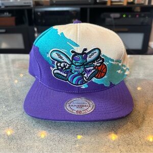 NBA Charlotte Hornets Mitchell & Ness Adjustable Paint Splash SnapBack Cap Hat